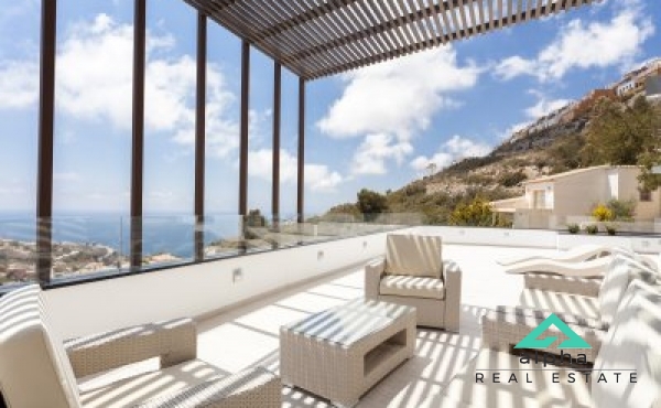 Moderno chalet de lujo con vistas al mar en Benitachell