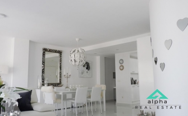 Elegante apartamento a un paso del centro de Jávea