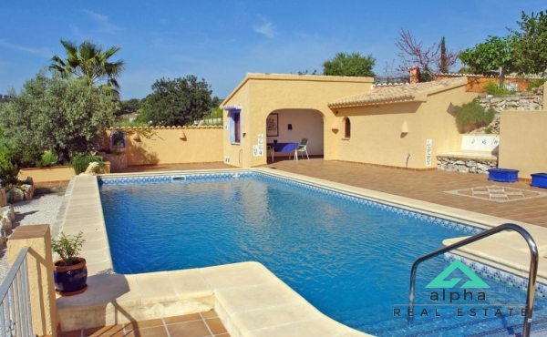 Finca en pierre avec vue panoramique sur la mer à Moraira