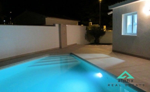 Completely reformed villa in Albir