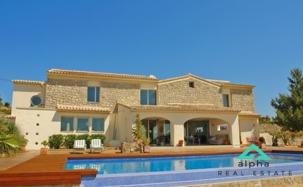 Finca con vistas al mar en Moraira