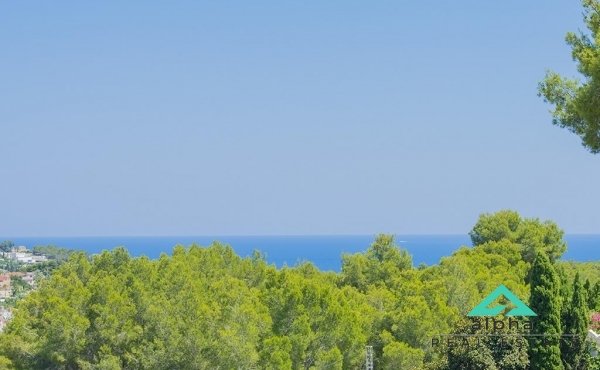 Großes Grundstück mit Meerblick in Benissa 