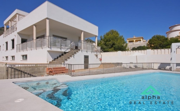 Villa de style moderne avec vue mer à Calpe